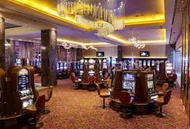 Multiple players viewing same Infinite Blackjack hand on mbo88 platform